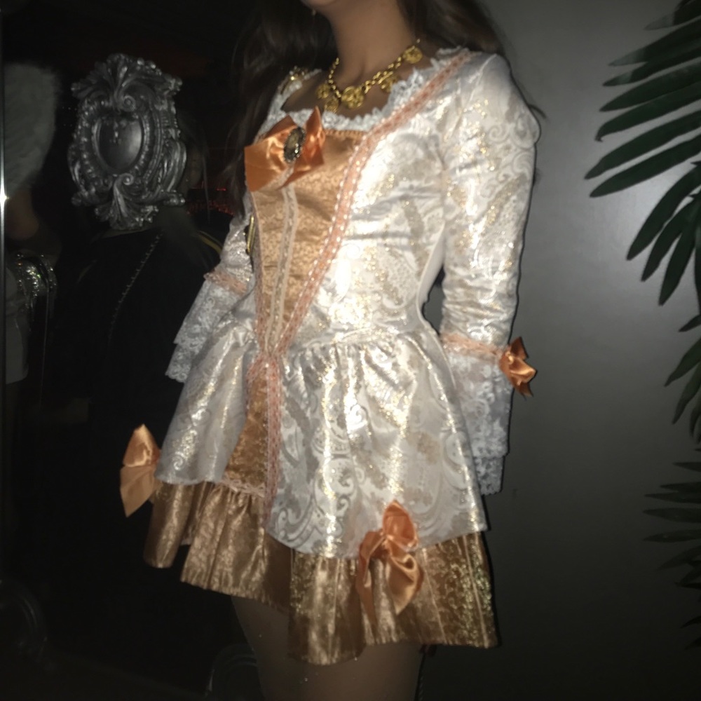 Victorian dress Halloween costume